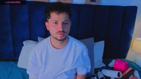 Issac online show from March 27, 2026, 2:50 am