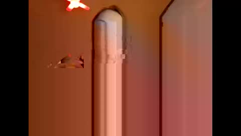 Snapshot of issis_demon chatting on January 4, 2025, 1:21 am Yiz online show from January 4, 2025, 1:21 am