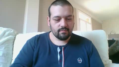 italianbigboy932 online show from February 28, 2026, 2:18 pm