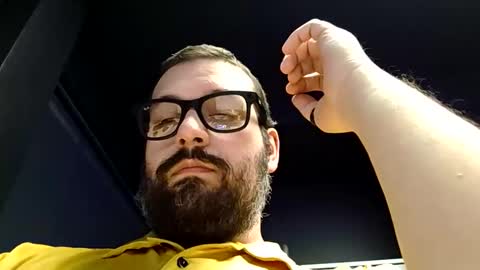 italianbigboy932 online show from April 7, 2026, 1:00 pm