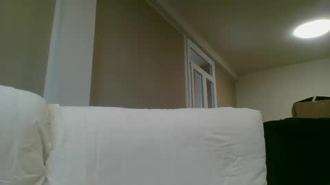 italianbigboy932 online show from May 18, 2026, 4:24 pm