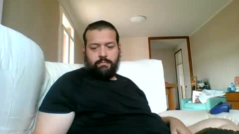 italianbigboy932 online show from June 25, 2026, 2:54 pm