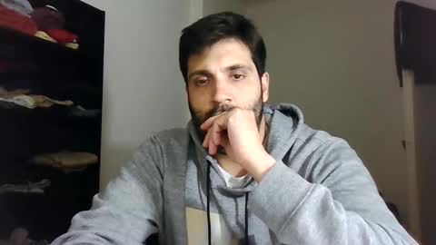 italianboybcn online show from March 5, 2025, 9:37 pm