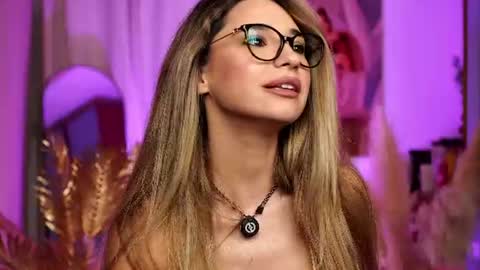 italy_baby online show from June 6, 2026, 6:45 pm