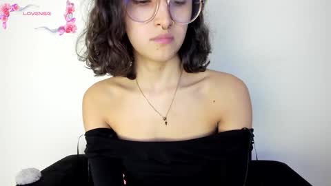 Angelica online show from January 15, 2025, 6:51 pm