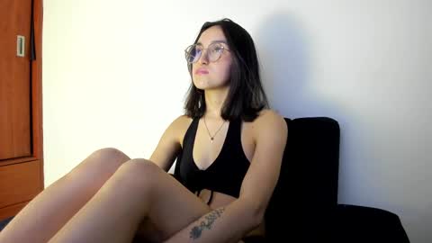 Angelica online show from February 11, 2025, 11:01 pm