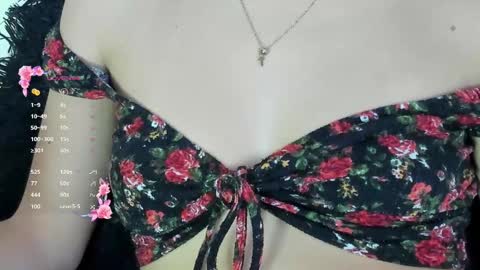 Angelica online show from September 17, 2025, 7:15 pm