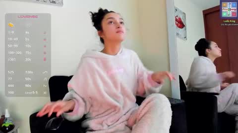 Angelica online show from January 12, 2026, 6:24 pm