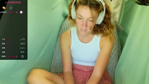 Lily online show from April 20, 2026, 11:06 pm