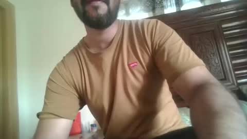 its_me_2323 online show from April 23, 2026, 5:19 am