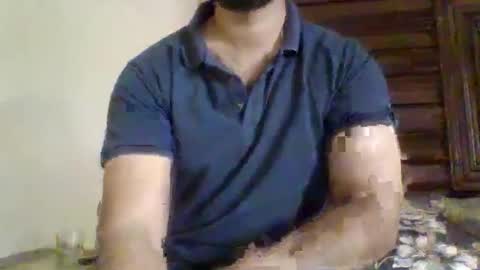 its_me_2323 online show from May 11, 2026, 4:40 am