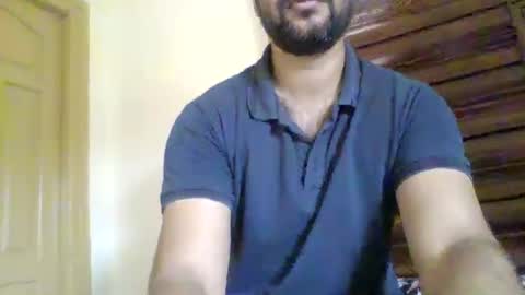 its_me_2323 online show from May 15, 2026, 4:30 am