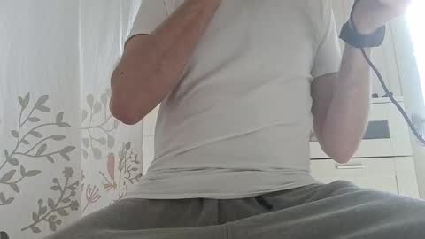 Snapshot of its_me_mave chatting on March 2, 2025, 12:32 pm Dutch online show from March 2, 2025, 12:32 pm