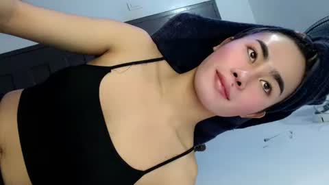 its_me_vanesa online show from December 18, 2025, 2:28 am