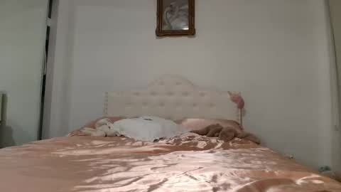 itschanelxx online show from January 25, 2025, 9:36 am