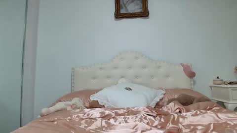 itschanelxx online show from February 9, 2025, 10:20 am