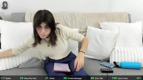 Snapshot of itschloelaurent chatting on May 12, 2026, 7:22 pm itschloelaurent online show from May 12, 2026, 7:22 pm