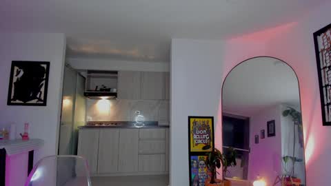 lau online show from December 18, 2024, 3:37 am