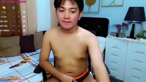 Snapshot of itsme_berniexx chatting on January 15, 2025, 5:08 am ask me online show from January 15, 2025, 5:08 am