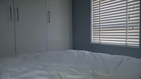 Jade online show from November 16, 2025, 10:54 am