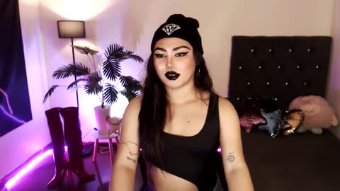 itsmemoiraa69 online show from March 1, 2026, 1:35 pm