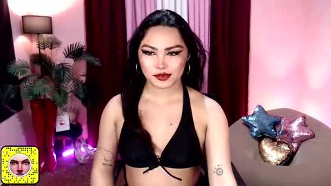 Siana online show from November 10, 2025, 8:57 am