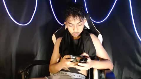 Snapshot of itsyourcummerboy_xx chatting on April 3, 2026, 10:02 am Kyle online show from April 3, 2026, 10:02 am