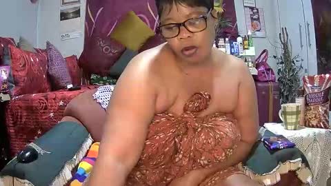 itumeleng74 online show from September 29, 2025, 5:56 am