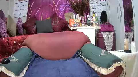 itumeleng74 online show from February 25, 2026, 4:55 am