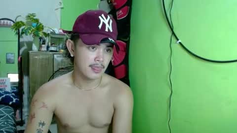 Snapshot of itzme_dex chatting on April 28, 2026, 3:06 pm itzme_dex online show from April 28, 2026, 3:06 pm