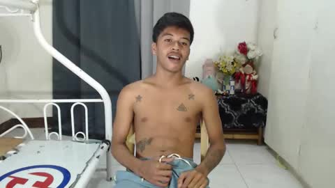 Snapshot of itzme_jhonfred chatting on March 1, 2026, 3:36 pm Jhonfred online show from March 1, 2026, 3:36 pm