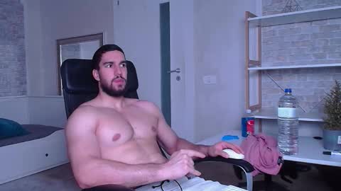 IvanHydee online show from September 10, 2025, 4:34 am