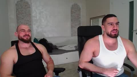 IvanHydee online show from March 19, 2026, 5:33 am