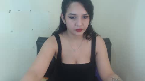Snapshot of ivanna_rami chatting on March 10, 2025, 12:18 am Ivanna online show from March 10, 2025, 12:18 am