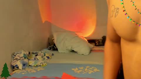 Snapshot of ivano_jones chatting on December 21, 2024, 4:19 am Ivano online show from December 21, 2024, 4:19 am