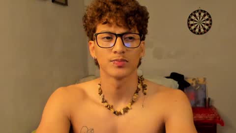 Snapshot of ivano_jones chatting on February 7, 2025, 9:26 am Ivano online show from February 7, 2025, 9:26 am