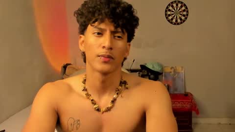 Snapshot of ivano_jones chatting on February 11, 2025, 9:42 am Ivano online show from February 11, 2025, 9:42 am