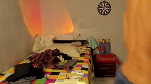 Snapshot of ivano_jones chatting on February 25, 2025, 5:52 am Ivano online show from February 25, 2025, 5:52 am