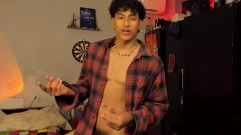 Snapshot of ivano_jones chatting on February 26, 2025, 2:26 am Ivano online show from February 26, 2025, 2:26 am