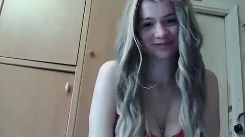 ivetta911 online show from December 5, 2025, 9:29 am