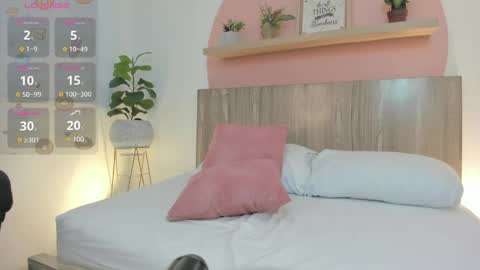 I V E T T E online show from April 6, 2026, 8:10 pm