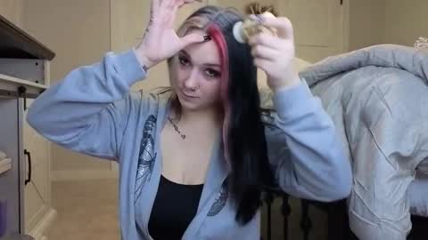 ivey jade online show from November 2, 2025, 5:21 am