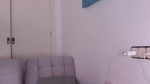 Snapshot of ivonne_hilton chatting on February 19, 2025, 9:06 am Ivonne online show from February 19, 2025, 9:06 am