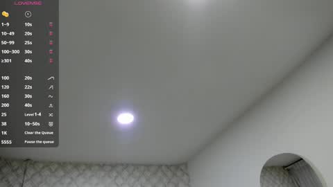 Snapshot of ivonnylee_21 chatting on May 2, 2026, 11:15 am Ivonny Lee online show from May 2, 2026, 11:15 am