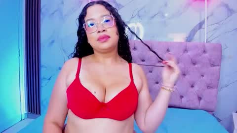 Snapshot of ivonygarciia chatting on March 3, 2026, 7:42 pm ivonygarciia online show from March 3, 2026, 7:42 pm