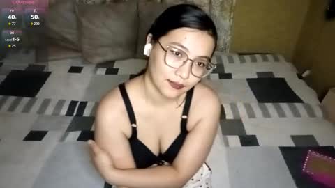 Snapshot of ivory_vibe chatting on January 6, 2026, 1:15 pm Hey EveryoneIm ElzaGlad to see you in my room online show from January 6, 2026, 1:15 pm