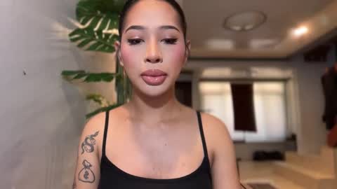 kirstenelsie online show from February 19, 2026, 2:07 am