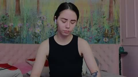 Snapshot of ivorywood_ chatting on May 28, 2026, 6:27 pm ivorywood_ online show from May 28, 2026, 6:27 pm