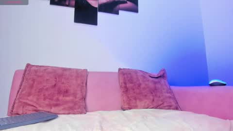 IVVY online show from February 21, 2025, 7:21 pm