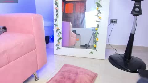 IVVY online show from February 26, 2025, 7:49 pm